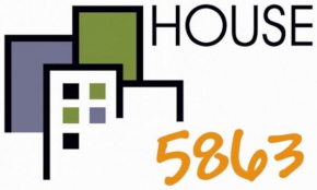 House 5863- Chicago's Premier Bed and Breakfast